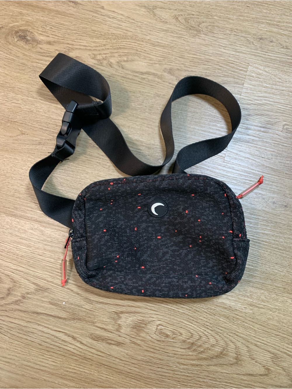 Zyia Belt Bag Black Res Textured Speckled Pattern Buckle Zip